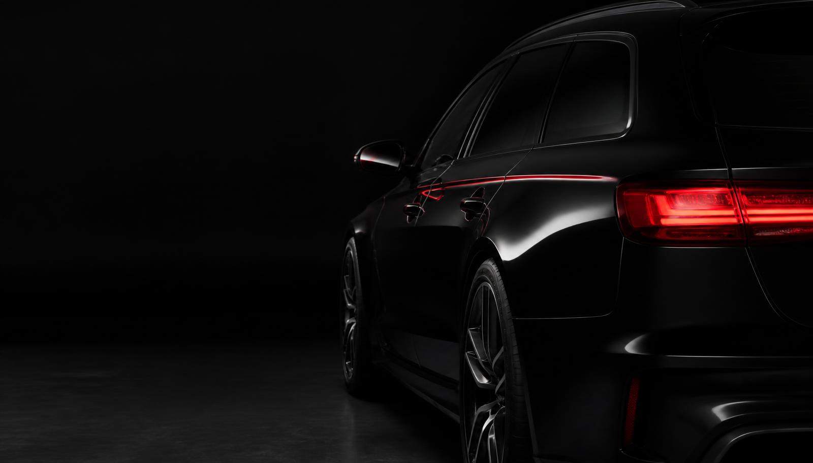 Premium VAG Performance Modell im dunklen Studio